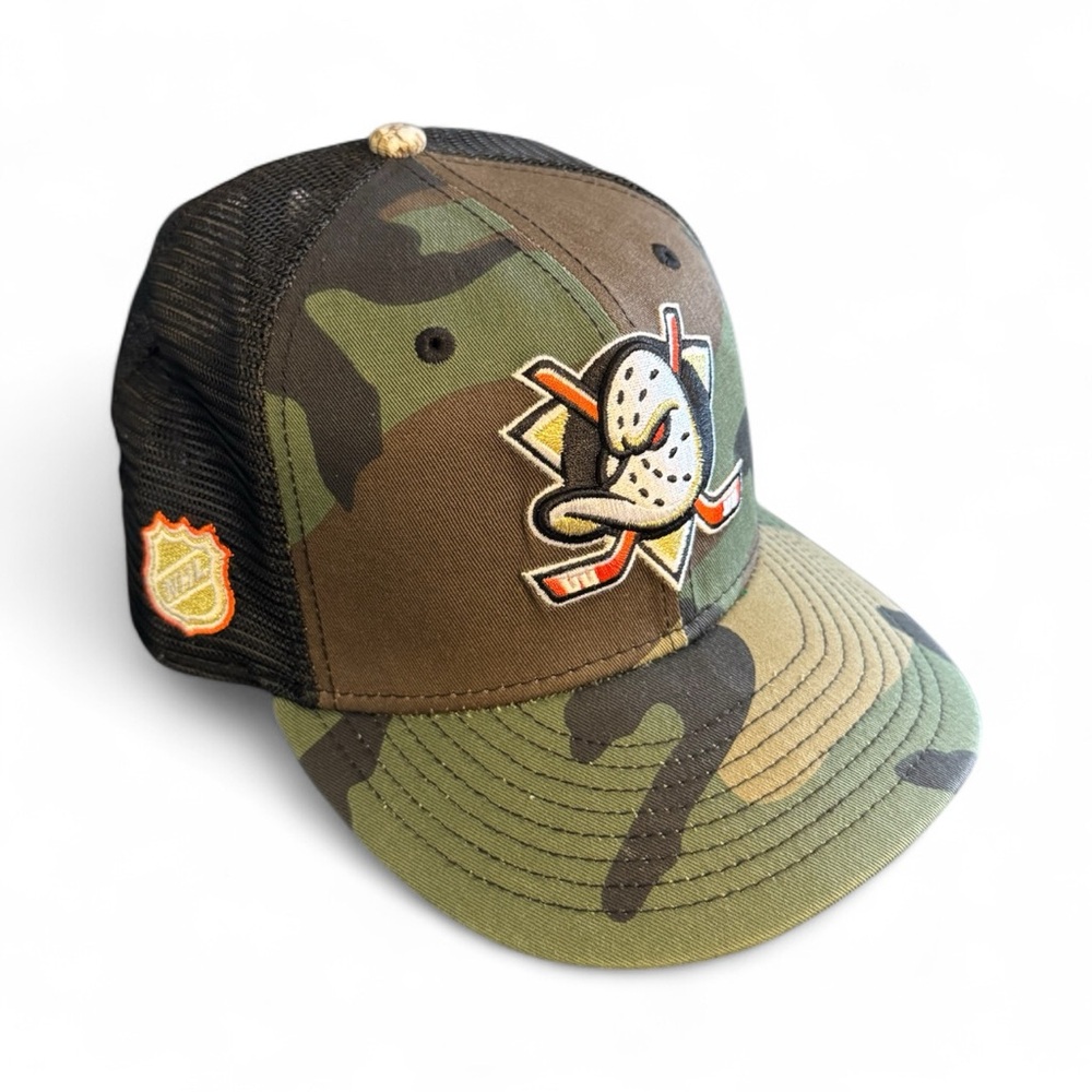 New Era Anaheim Ducks NHL Custom Trucker 59fifty
